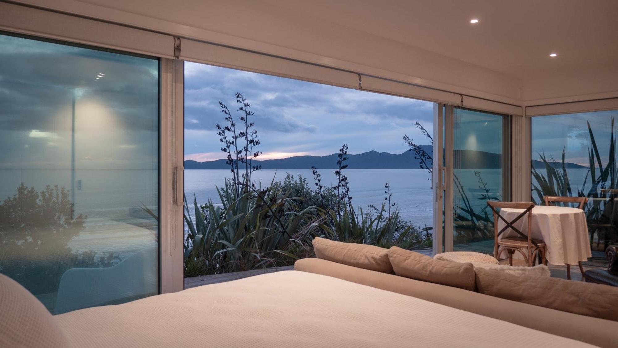 Seascapes Waterfront 3 Villa Парапарауму Екстериор снимка